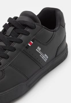 Pier One Unisex - Zapatillas - Black -Pier One 26c4ef6014c54e87b22117509ba51108