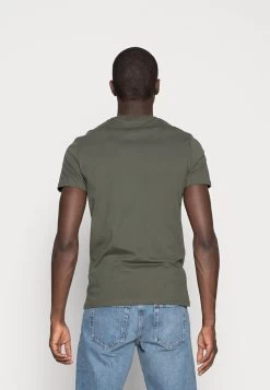 Pier One 3 Pack - Camiseta Básica - Black/Grey/Green 11 Pier One 3 Pack - Camiseta Básica - Black/Grey/Green -Pier One 302b28ae9cfb4ba48ebdbc5d108d4998