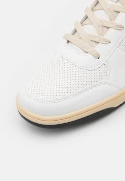 Pier One Zapatillas Altas - White -Pier One 4139c5b1419647a280655db10f43a30b