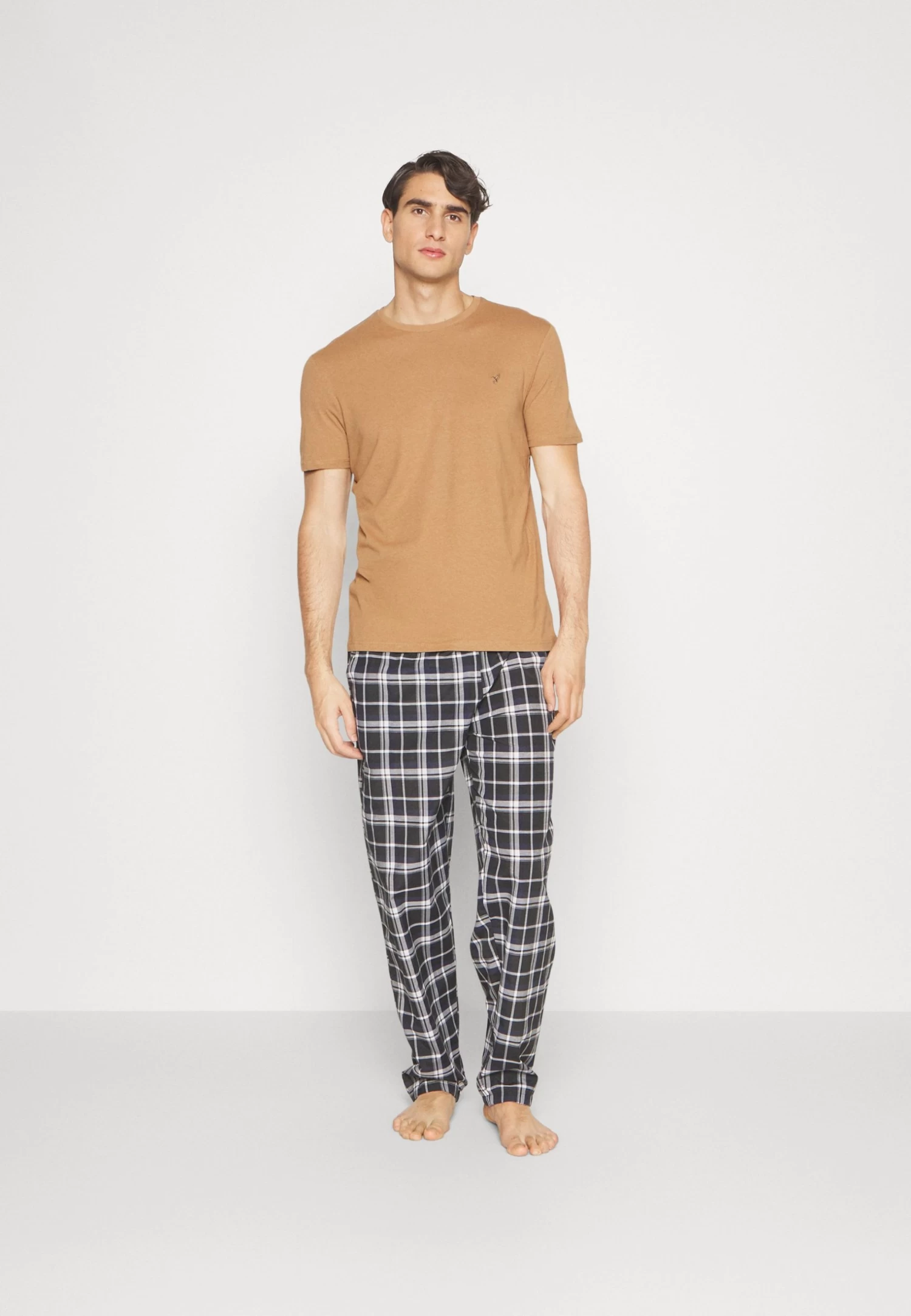 Pier One Unisex 5 Pack - Camiseta Básica - Off-White/Tan/Orange 3 Pier One Unisex 5 Pack - Camiseta Básica - Off-White/Tan/Orange