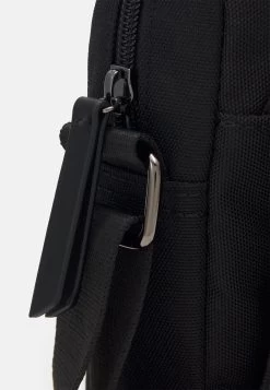 Pier One Unisex - Bandolera - Black 9 Pier One Unisex - Bandolera - Black -Pier One 6015a635267a4538aeda73eaf2b65393