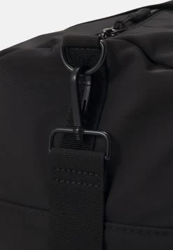 Pier One Unisex - Bolsa De Deporte - Black -Pier One 698f1b29d6a44ddc92266edae733d03e