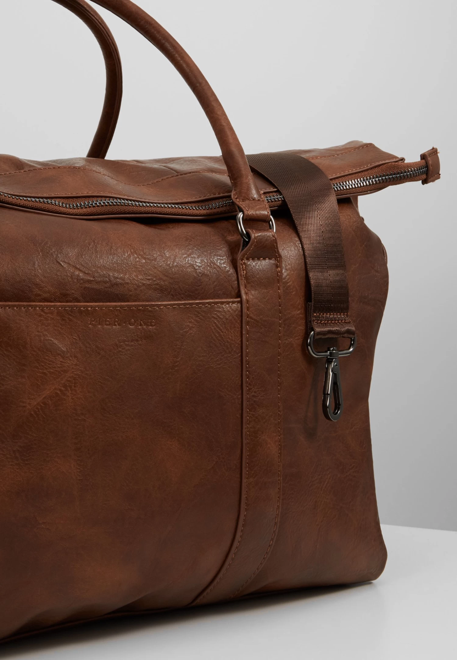 Pier One Unisex - Bolsa De Fin De Semana - Dark Brown 6 Pier One Unisex - Bolsa De Fin De Semana - Dark Brown - Imagen 4