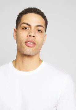 Pier One 3 Pack - Camiseta Básica - White/Dark Blue/Red -Pier One bb58520a3fdd4addbd204975d9a479ed