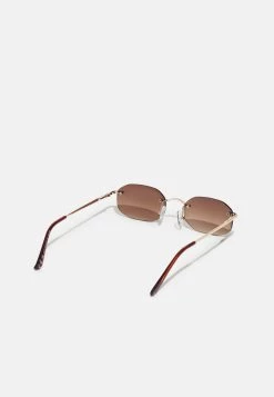 Pier One Unisex - Gafas De Sol - Gold-Coloured -Pier One c7448ea1da1047cf896f8215962d8322