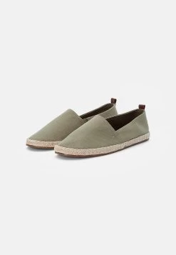 Pier One Rena Espadrille Unisex - Alpargatas - Olive 9 Pier One Rena Espadrille Unisex - Alpargatas - Olive -Pier One d5d60608eb9b432d87e5491dbc7d9859